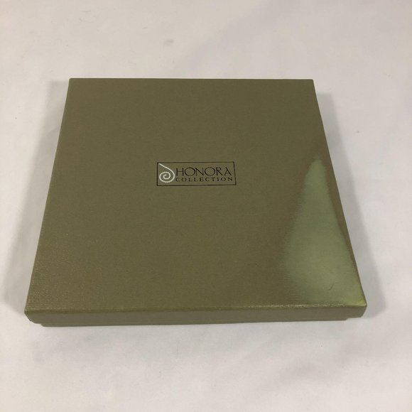 Honora Cultured Multicolor Pearl Strand Necklace. Red/Blue/Gray - Picture 3 of 3